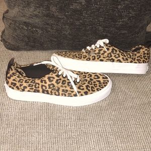 Vans leopard print